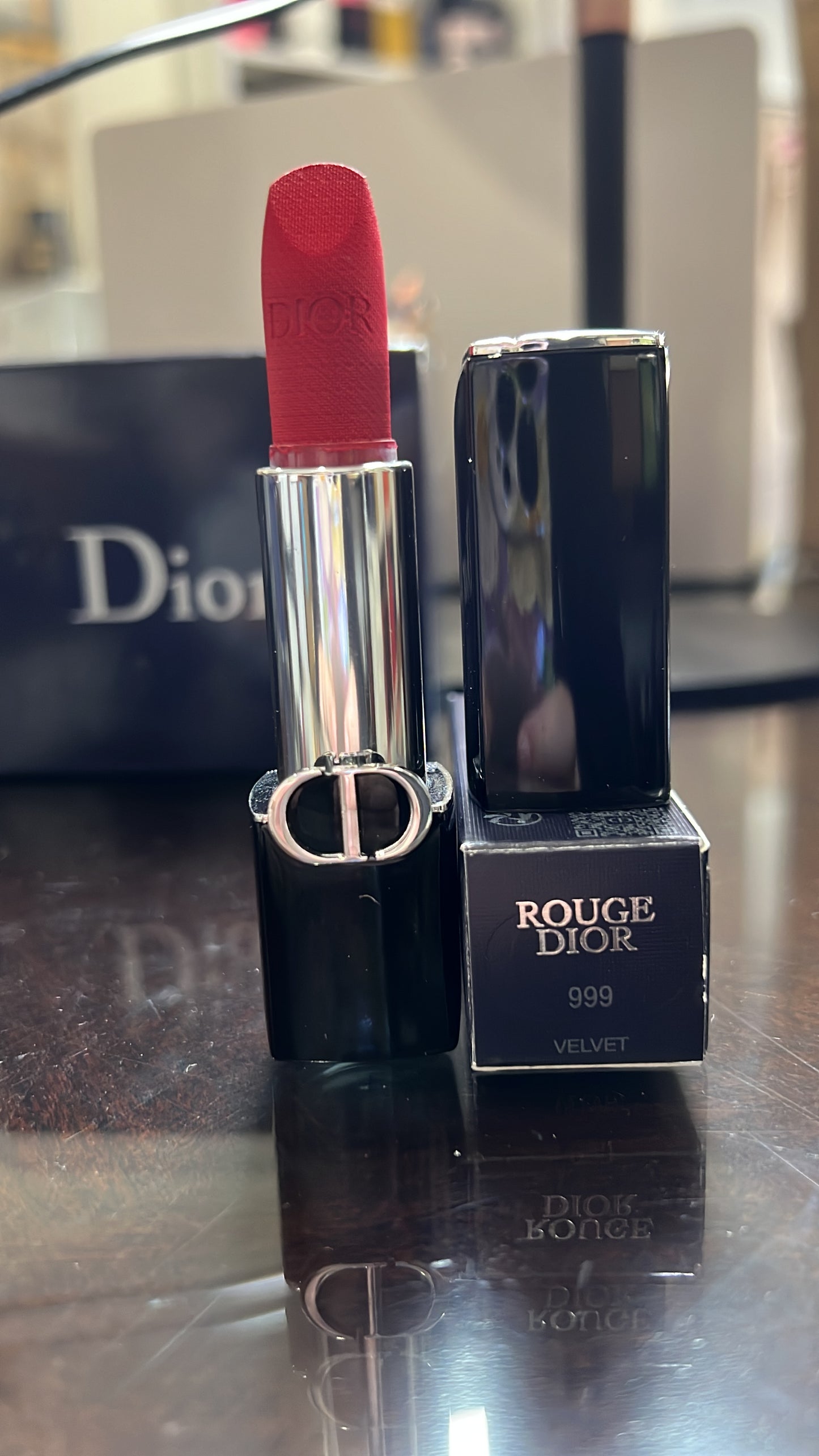 999 velvet Rouge Dior Couture Color - Hydrating & Long-lasting lipstick - Velvet, Satin & New Veil Finishes