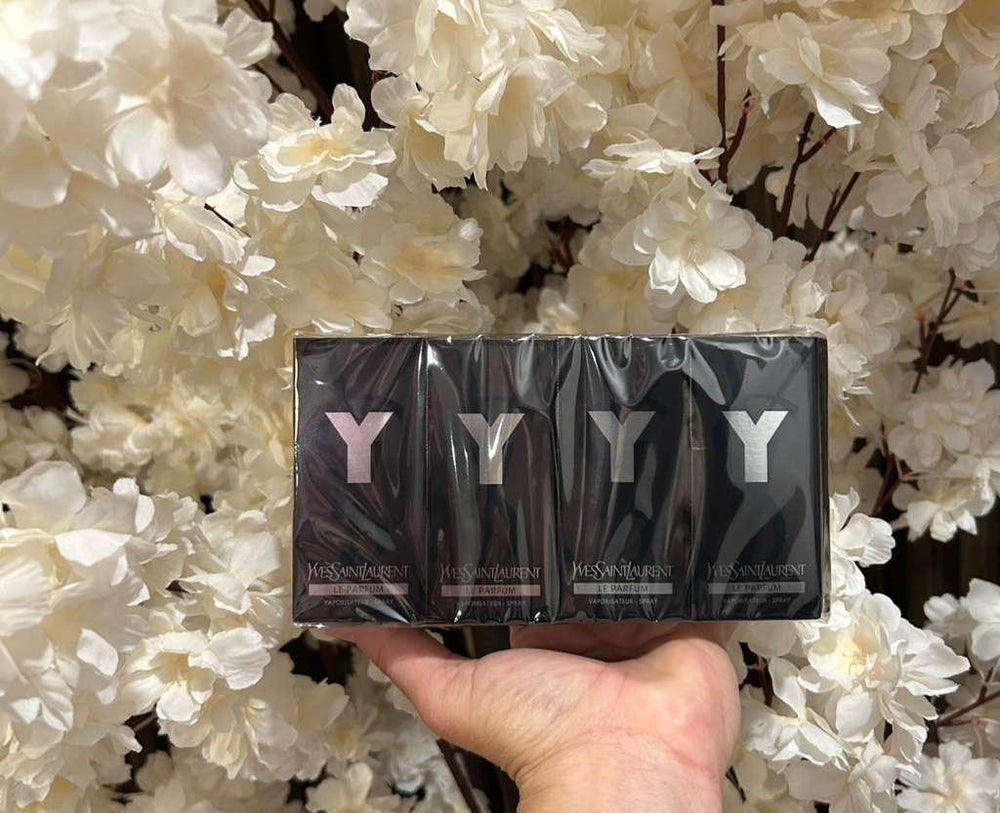Yves Saint Laurent Le Parfum Spray 1.2ml .04fl oz (PAQ 12 UNITS)