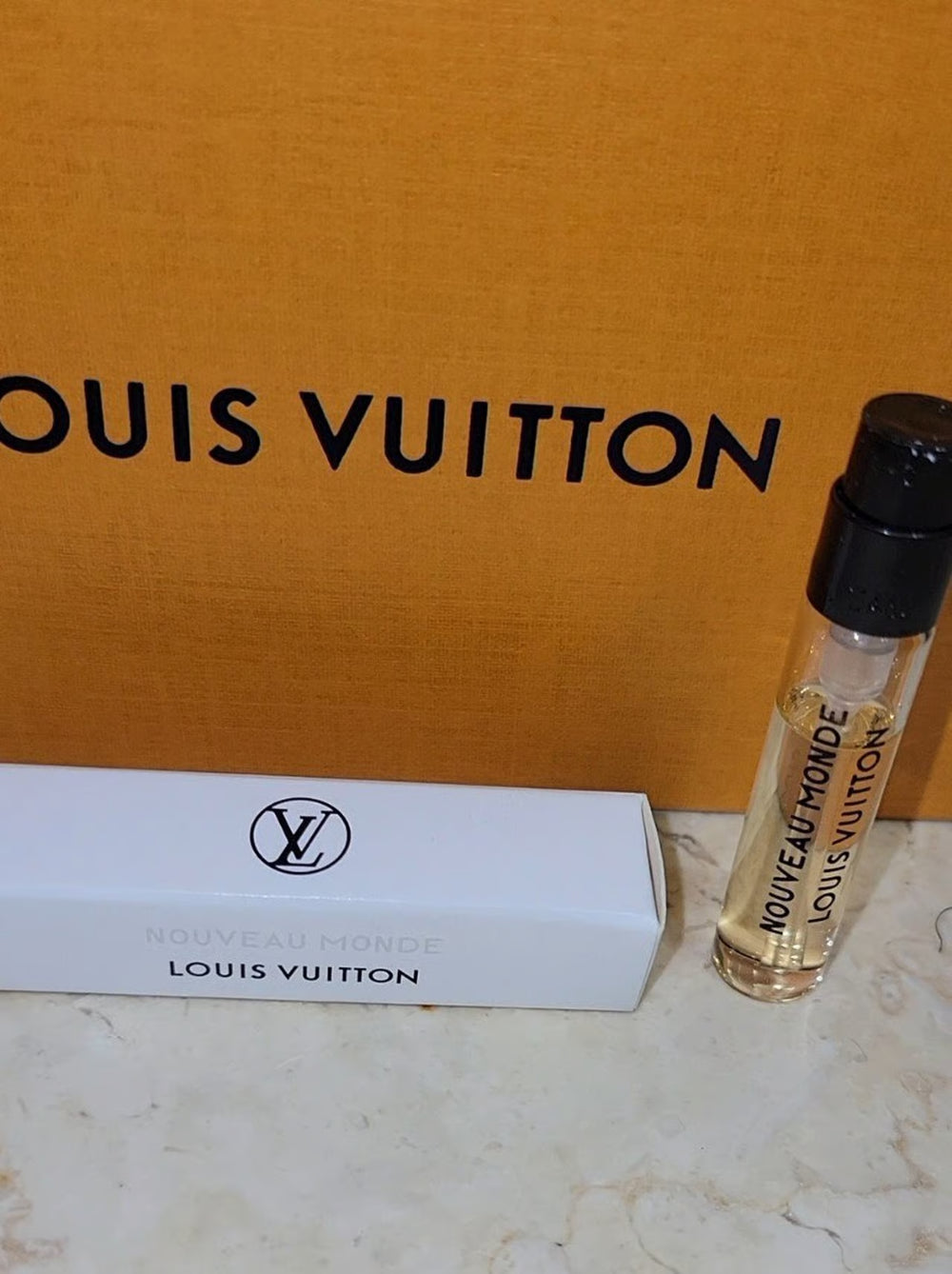 LV Nouveau Monde Eau de Parfum 2ml