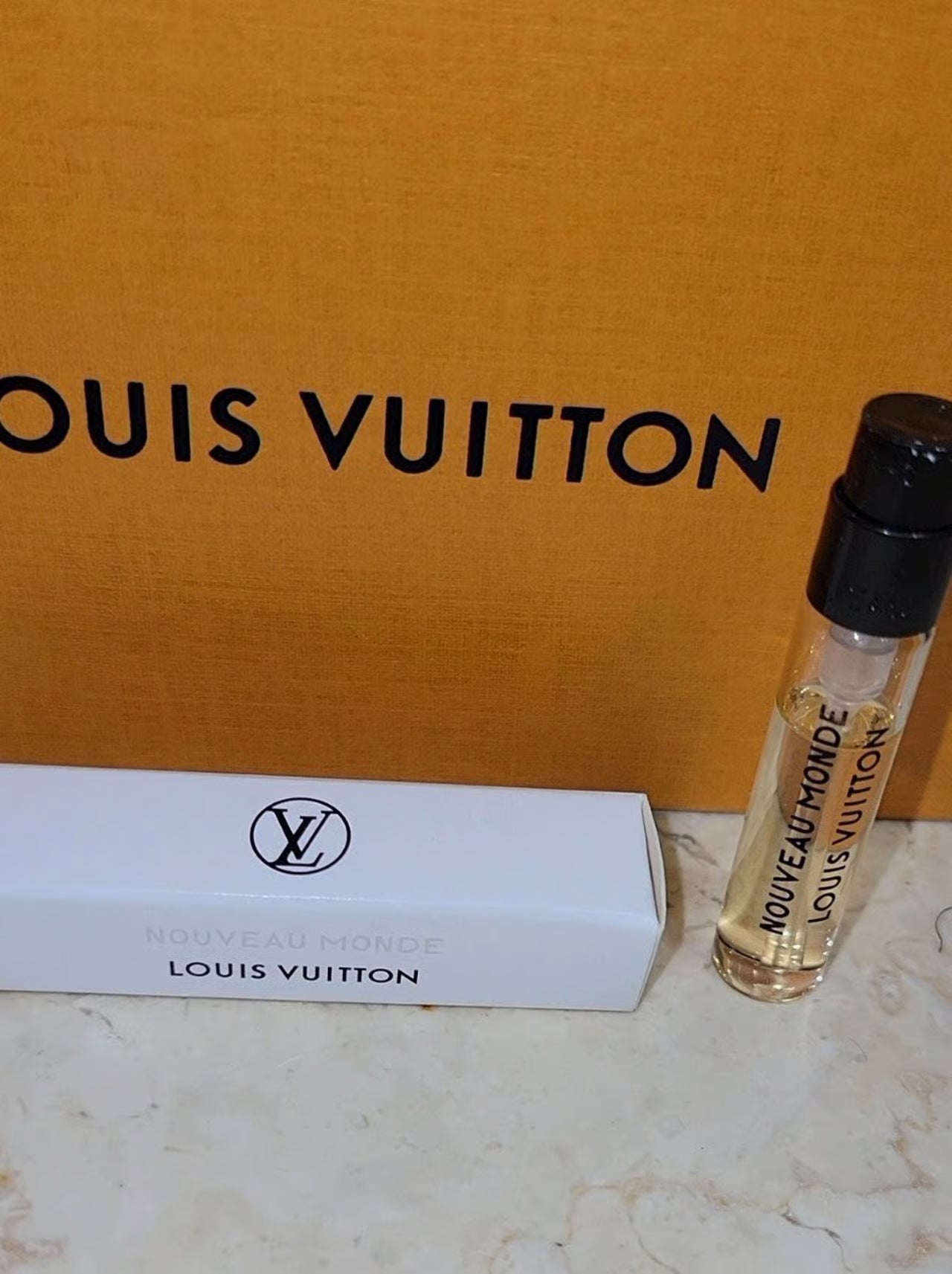 LV Nouveau Monde Eau de Parfum 2ml