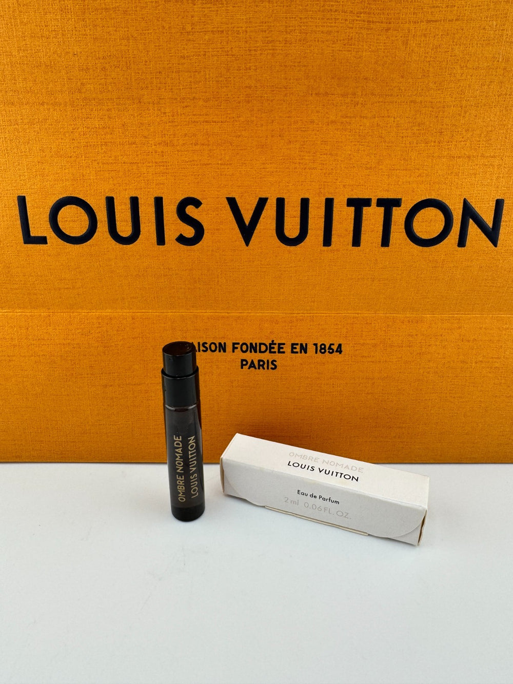 LV Ombre Nomade Eau De Parfum Sample 2ml 0.06oz